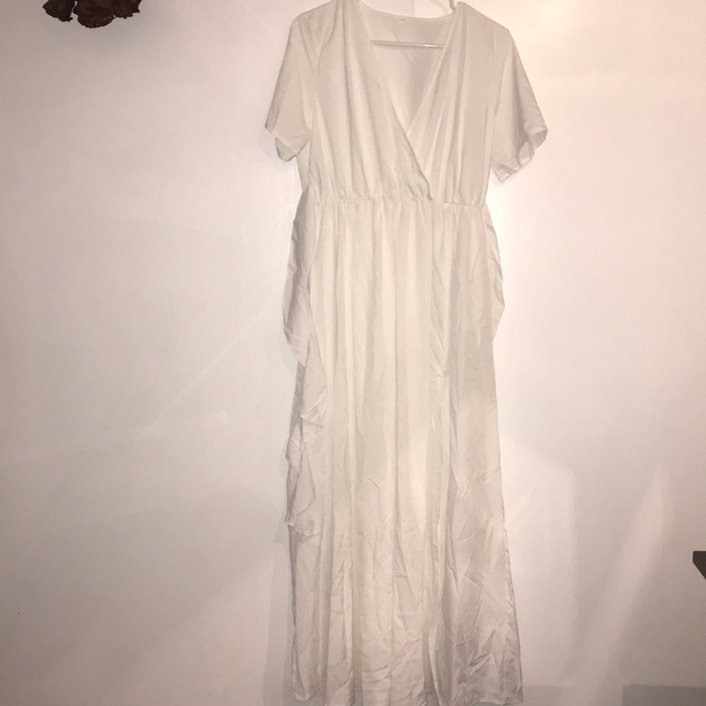 V neck fork opening dress